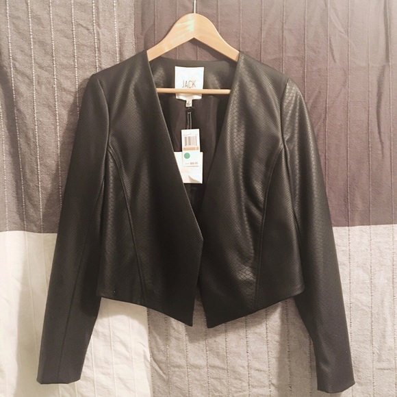NWT Faux Snakeskin Asymmetrical Cropped Jacket - Picture 3 of 4